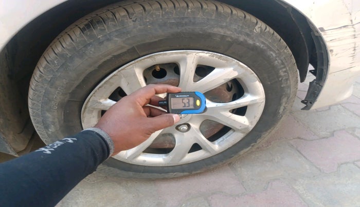 2017 Hyundai Grand i10 SPORTZ U2 1.2 CRDI, Diesel, Manual, 1,32,130 km, tyre