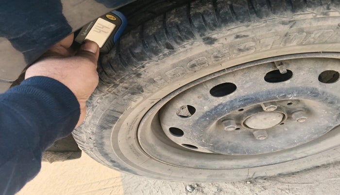 2021 Tata Tiago XT PETROL, Petrol, Manual, 36,369 km, tyre