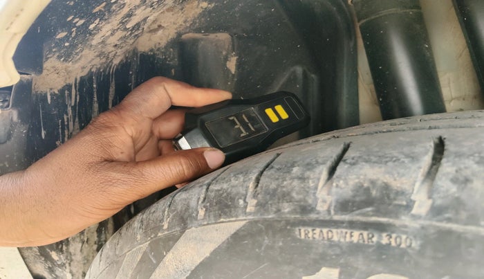 2018 Maruti Dzire VXI, Petrol, Manual, 69,536 km, tyre