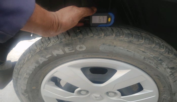 2019 Renault Kwid RXL, Petrol, Manual, 838 km, tyre