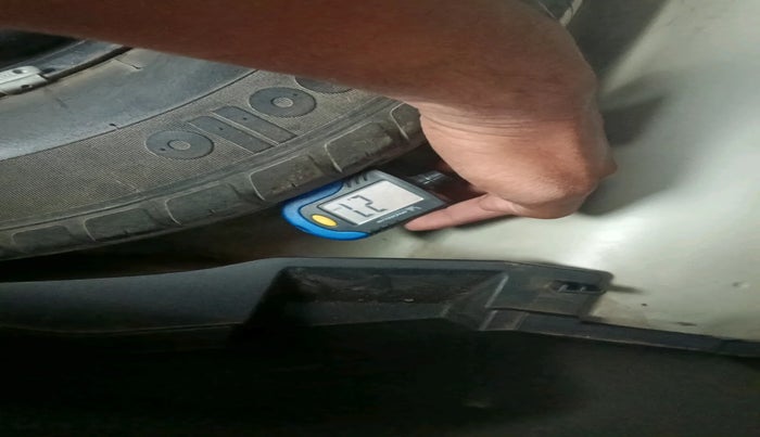 2018 Maruti Swift VDI, Diesel, Manual, 1,49,227 km, tyre