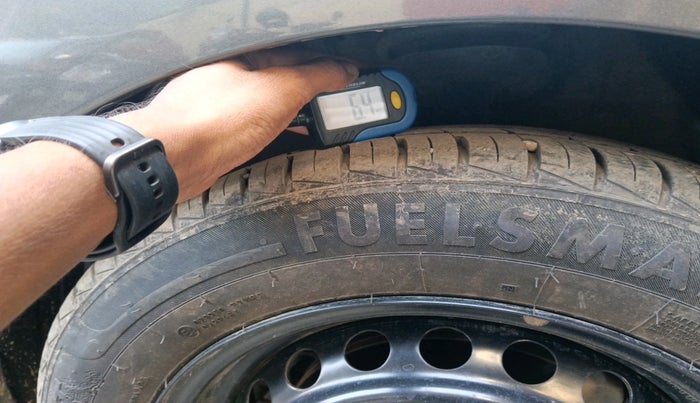 2024 Hyundai AURA SX 1.2 CNG, Petrol, Manual, 42,969 km, tyre