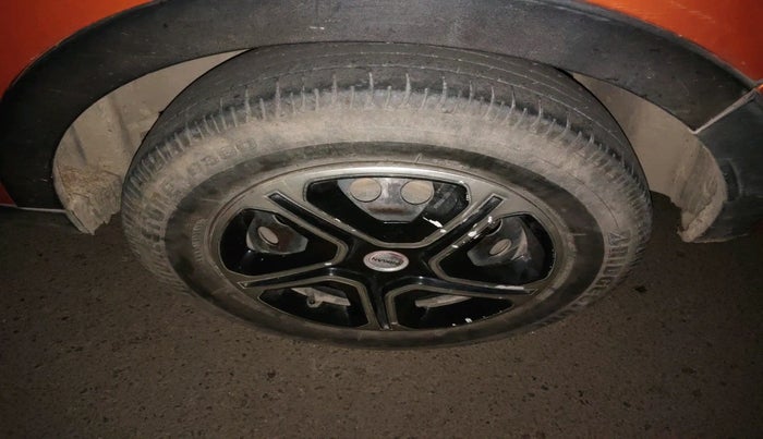 2018 Tata NEXON XMA DIESEL, Diesel, Automatic, 1,50,992 km, tyre