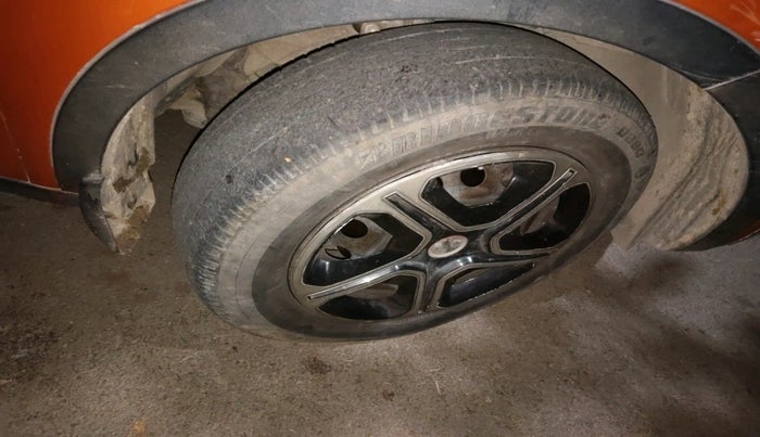 2018 Tata NEXON XMA DIESEL, Diesel, Automatic, 1,50,992 km, tyre