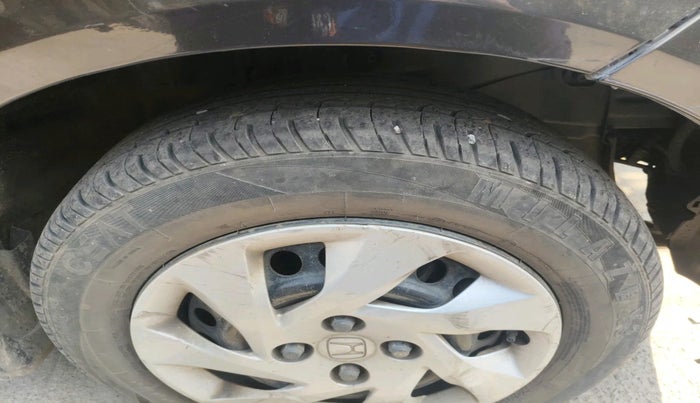 2015 Honda Amaze 1.5L I-DTEC S, Diesel, Manual, 79,687 km, tyre