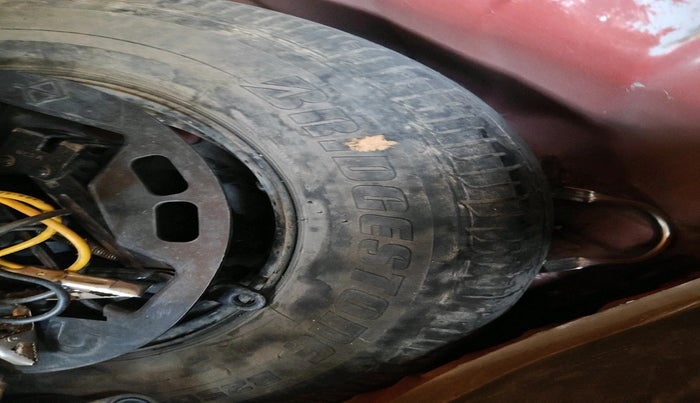 2011 Hyundai i10 MAGNA 1.2, Petrol, Manual, 45,509 km, tyre