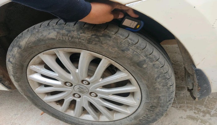 2019 Maruti Dzire ZDI, Diesel, Manual, 2,37,078 km, tyre