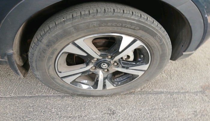 2023 Tata NEXON EV XZ PLUS LUX, Electric, Automatic, 30,298 km, tyre