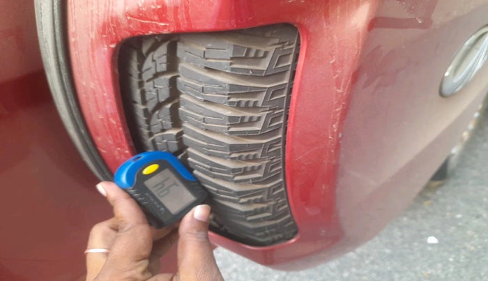 2016 Mahindra TUV300 T8, Diesel, Manual, 1,48,000 km, tyre