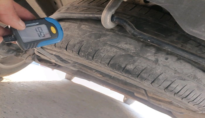 2019 Maruti Ertiga ZXI+ SHVS, Petrol, Manual, 70,878 km, tyre