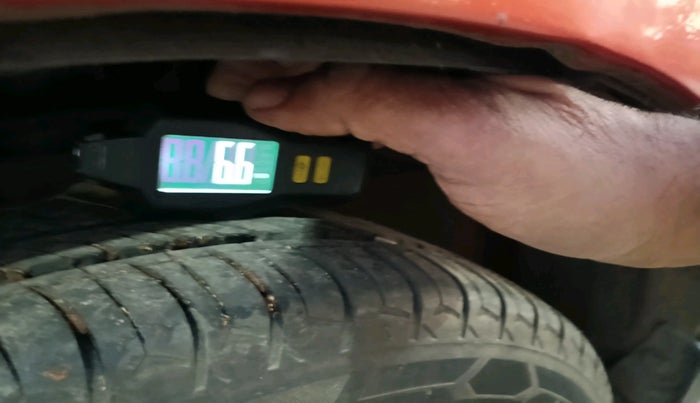 2018 Maruti Alto K10 VXI, Petrol, Manual, 34,495 km, tyre