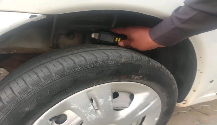 2015 Tata Indigo ECS LS TDI, Diesel, Manual, 44,132 km, tyre