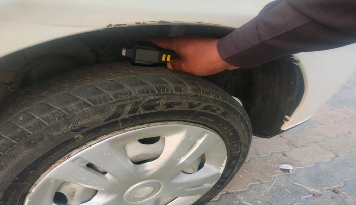 2015 Tata Indigo ECS LS TDI, Diesel, Manual, 44,132 km, tyre