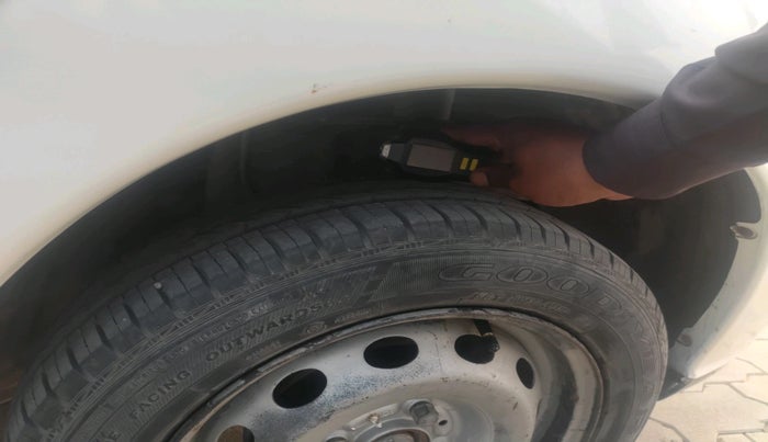 2015 Tata Indigo ECS LS TDI, Diesel, Manual, 44,132 km, tyre