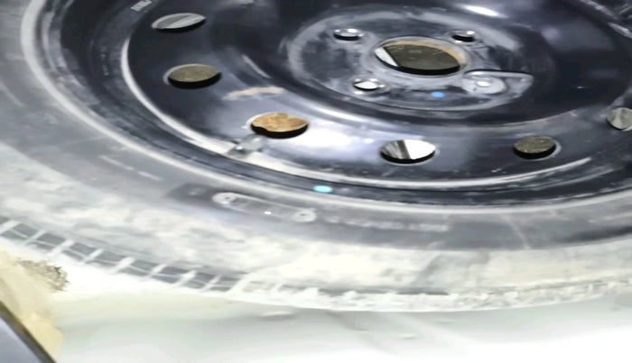 2013 Maruti Swift Dzire VDI, Diesel, Manual, 73,951 km, tyre