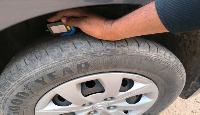 2018 Hyundai Elite i20 MAGNA EXECUTIVE 1.2, Petrol, Manual, 28,894 km, tyre