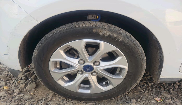 2016 Ford Figo Aspire TITANIUM 1.2 PETROL, Petrol, Manual, 48,112 km, tyre