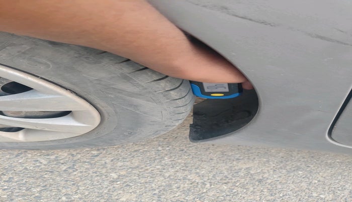 2013 Hyundai Eon MAGNA +, Petrol, Manual, 78,350 km, tyre