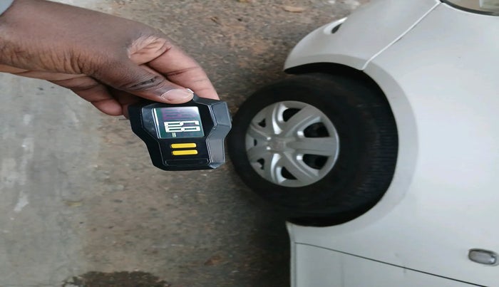 2012 Skoda Fabia AMBITION PLUS 1.2 MPI, Petrol, Manual, 67,783 km, tyre