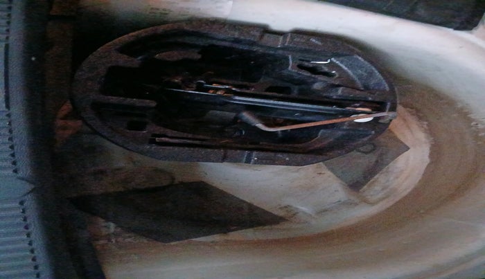 2012 Skoda Fabia AMBITION PLUS 1.2 MPI, Petrol, Manual, 67,783 km, tyre