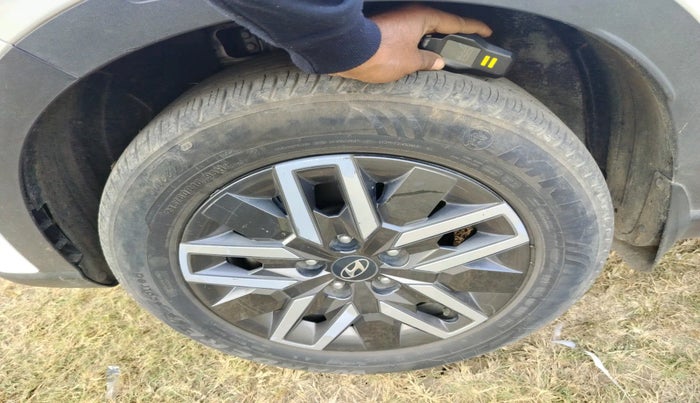 2022 Hyundai VENUE SX 1.0 TURBO IMT, Petrol, Manual, 44,220 km, tyre