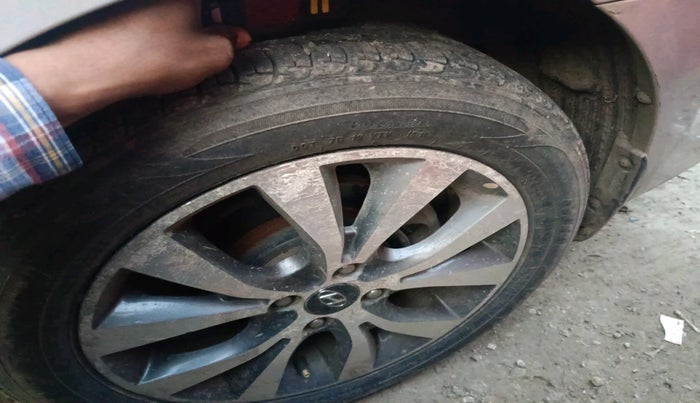 2013 Hyundai Verna FLUIDIC 1.6 VTVT SX OPT AT, Petrol, Automatic, 39,866 km, tyre