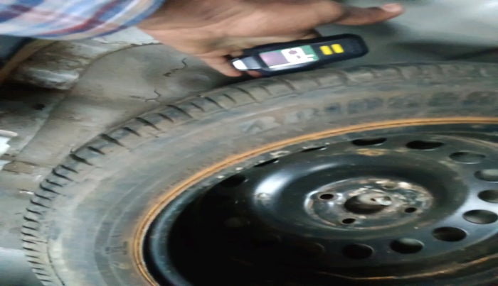 2013 Hyundai Verna FLUIDIC 1.6 VTVT SX OPT AT, Petrol, Automatic, 39,866 km, tyre