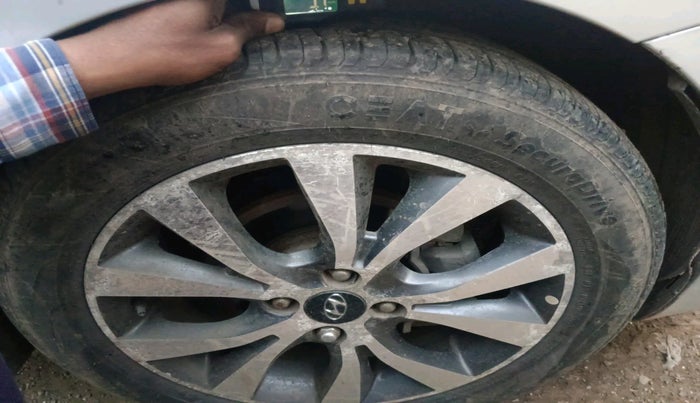 2013 Hyundai Verna FLUIDIC 1.6 VTVT SX OPT AT, Petrol, Automatic, 39,866 km, tyre