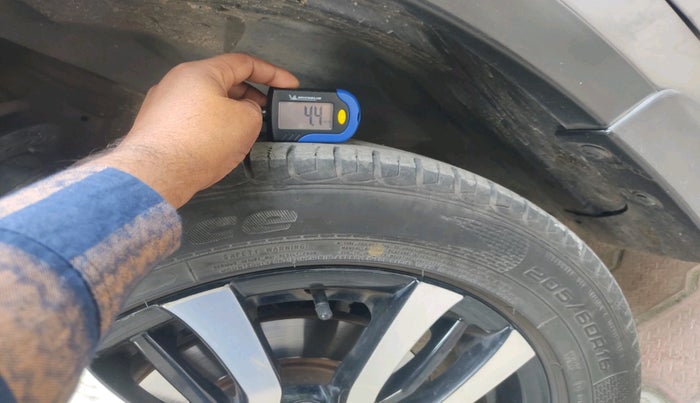 2019 Maruti Vitara Brezza VDI, Diesel, Manual, 62,319 km, tyre