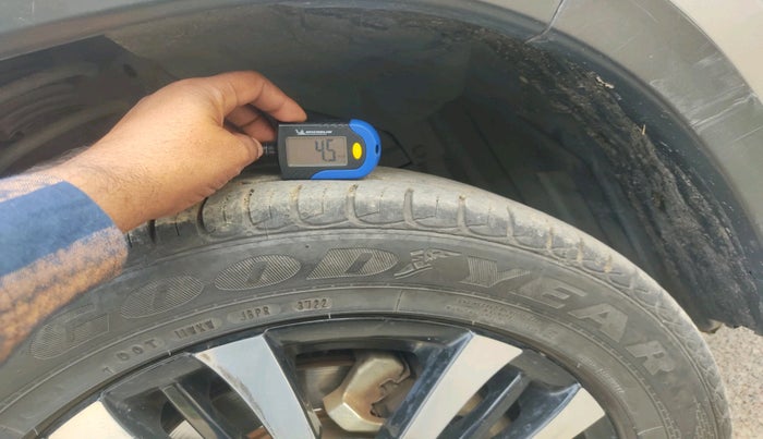 2019 Maruti Vitara Brezza VDI, Diesel, Manual, 62,319 km, tyre