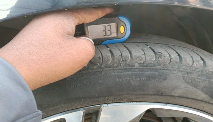 2022 Hyundai NEW I20 ASTA 1.2 MT, Petrol, Manual, 48,096 km, tyre