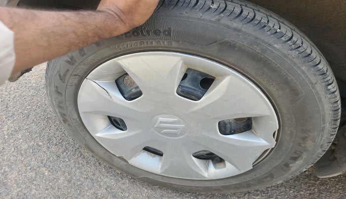 2020 Maruti WAGON R MAV VX, Petrol, Manual, 1,83,892 km, tyre