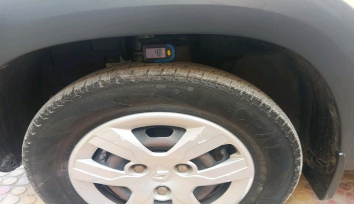 2016 Renault Kwid RXT 0.8, Petrol, Manual, 18,047 km, tyre