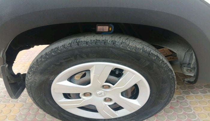 2016 Renault Kwid RXT 0.8, Petrol, Manual, 18,047 km, tyre