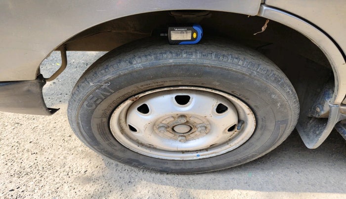 2016 Maruti Eeco 5 STR WITH A/C+HTR, Petrol, Manual, 24,076 km, tyre