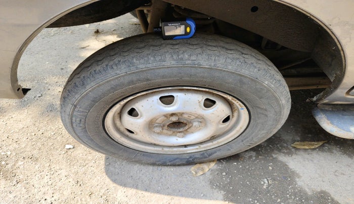 2016 Maruti Eeco 5 STR WITH A/C+HTR, Petrol, Manual, 24,076 km, tyre