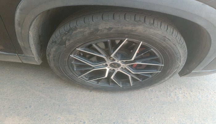 2019 MG HECTOR SHARP 2.0 DIESEL, Diesel, Manual, 84,873 km, tyre