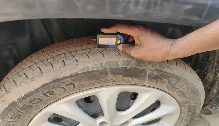 2024 Maruti Grand Vitara SIGMA SMART HYBRID, Petrol, Manual, 17,221 km, tyre