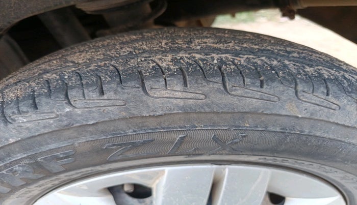 2018 Maruti Alto 800 VXI, Petrol, Manual, 1,01,258 km, tyre