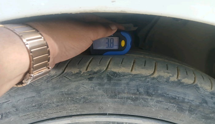 2022 Tata ALTROZ XZA PLUS, Petrol, Automatic, 64,524 km, tyre