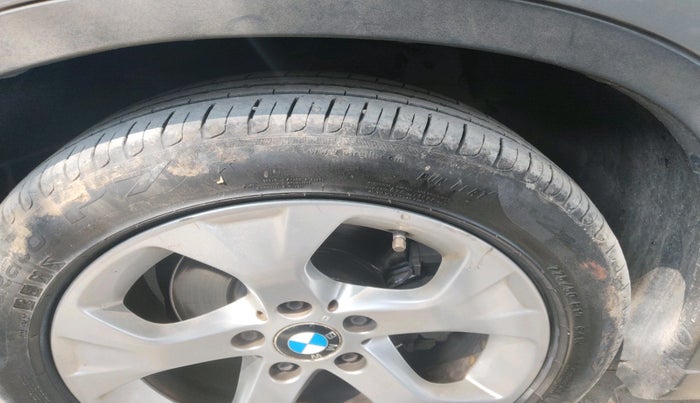 2012 BMW X1 sDrive20d, Diesel, Automatic, 1,43,007 km, tyre