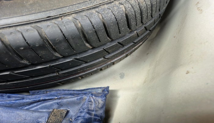 2020 Hyundai Verna 1.6 VTVT SX + AT, Petrol, Automatic, 29,833 km, tyre