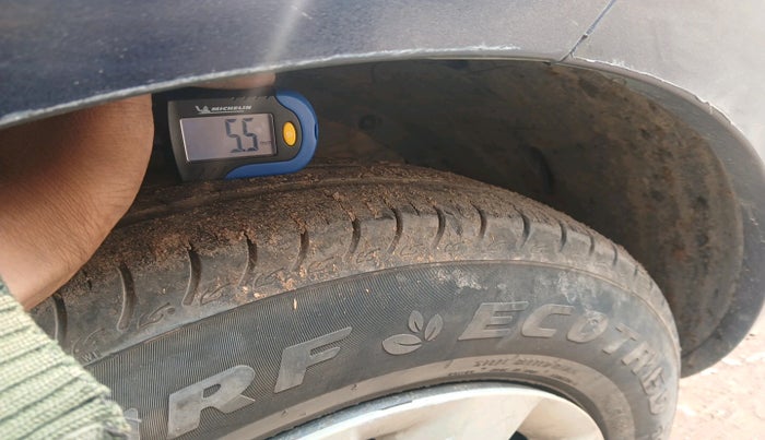 2018 Maruti Swift VDI AMT, Diesel, Automatic, 1,46,644 km, tyre