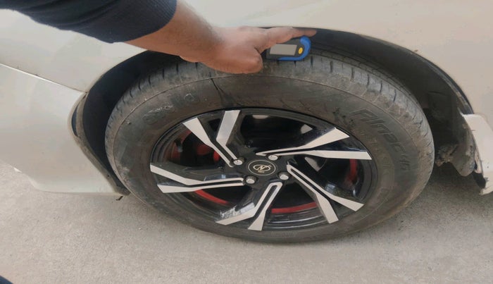 2014 Honda City 1.5L I-VTEC SV, Petrol, Manual, 1,13,649 km, tyre