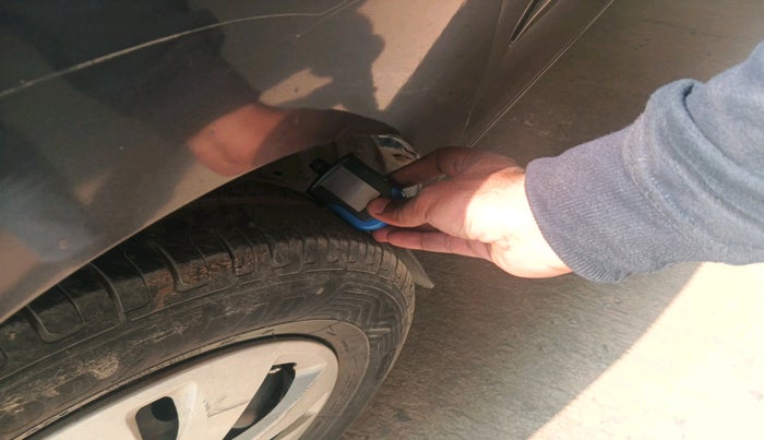 2010 Hyundai i10 MAGNA 1.2, Petrol, Manual, 1,41,658 km, tyre