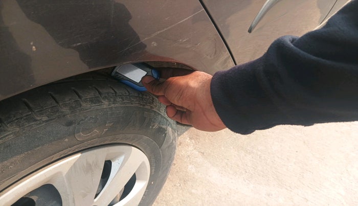 2010 Hyundai i10 MAGNA 1.2, Petrol, Manual, 1,41,658 km, tyre