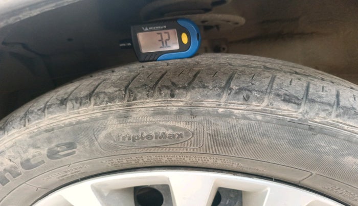 2018 Maruti Ciaz SIGMA 1.4 MT PETROL, Petrol, Manual, 33,171 km, tyre