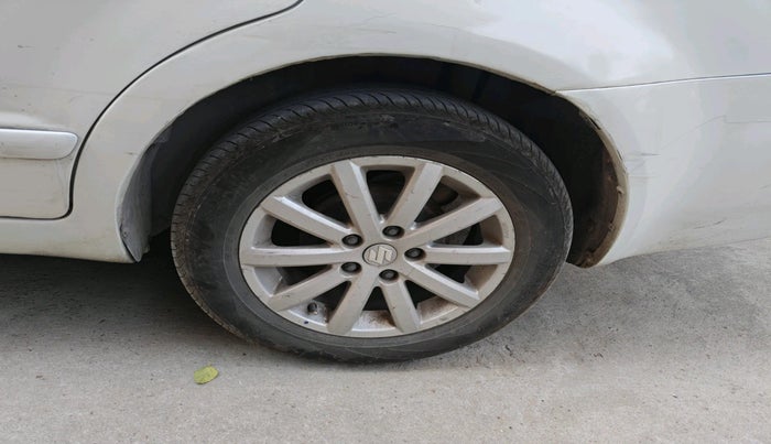 2010 Maruti SX4 ZXI AT, Petrol, Automatic, 97,584 km, tyre