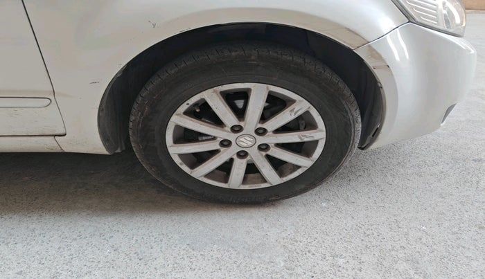 2010 Maruti SX4 ZXI AT, Petrol, Automatic, 97,584 km, tyre