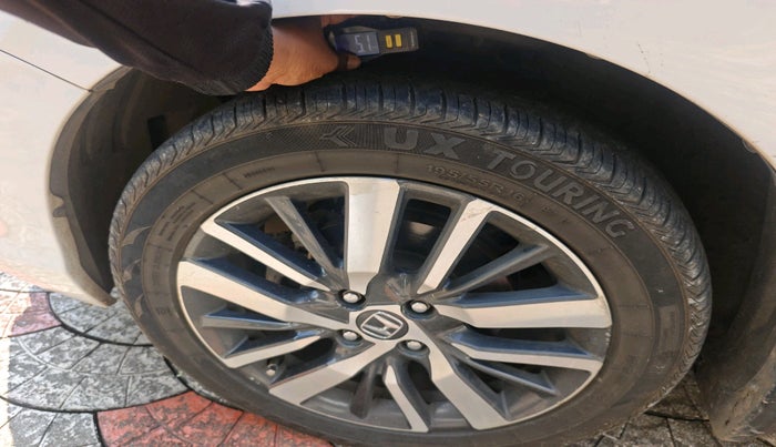 2020 Honda City 1.5L I-VTEC ZX, Petrol, Manual, 50,925 km, tyre